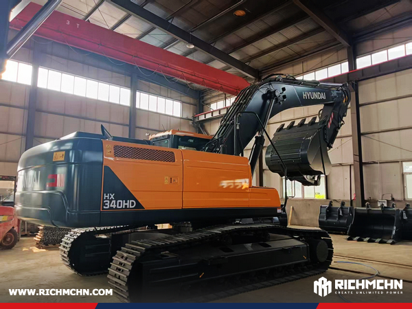 Algeria - 2 Units HYUNDAI HX340HD Crawler Excavators