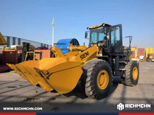 20221229_Liberia 1 SEM655D Wheel Loader 1 SEM816D Crawler Bulldozer (10).jpg