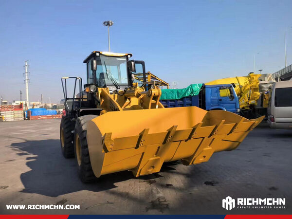20221229_Liberia 1 SEM655D Wheel Loader 1 SEM816D Crawler Bulldozer (2).jpg
