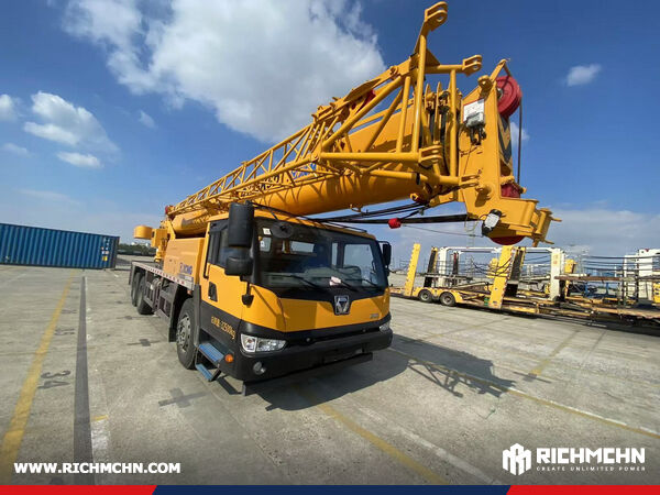 20241030_BAHAMAS_2 UNITS XCMG TRUCK CRANE QY25K5D (5).jpg
