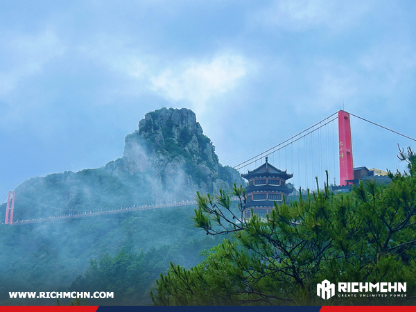 RICHMCHN Team Enjoys Coastal Retreat in Xiangshan