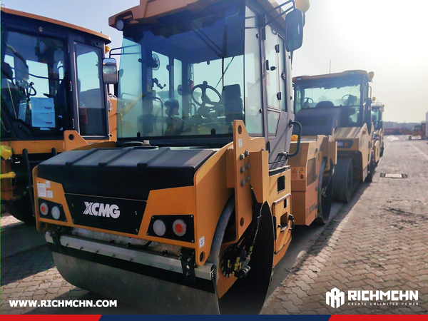 Algeria - 1 Unit XCMG XP203 Road Roller & 1 Unit XCMG XD103 Road Roller  & 1 Unit XCMG GR215 Motor Grader & 1 Unit XCMG ZL50GN Wheel Loader