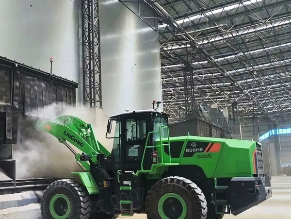 LIUGONG Delivers First Autonomous Electric Loader in Anhui