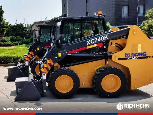 El Salvador - 4 Units XCMG XC740K Skid Steer Loaders