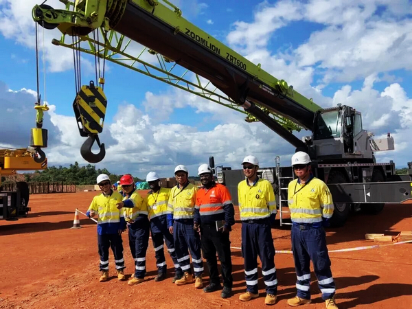 ZOOMLION Cranes Delivered to Simandou Project /></p> <p><span style=