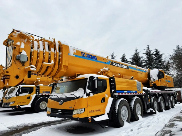 Enhancing Crane Safety Management in Snow and Severe Weather Conditions