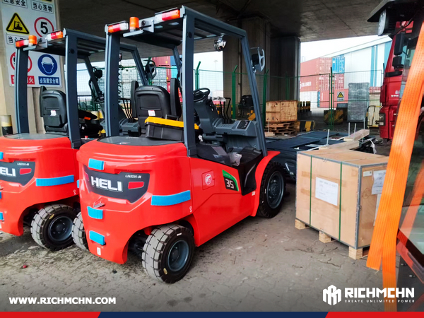 Poland - 2 Units HELI CPD35-GB2LI-M Electric Forklifts