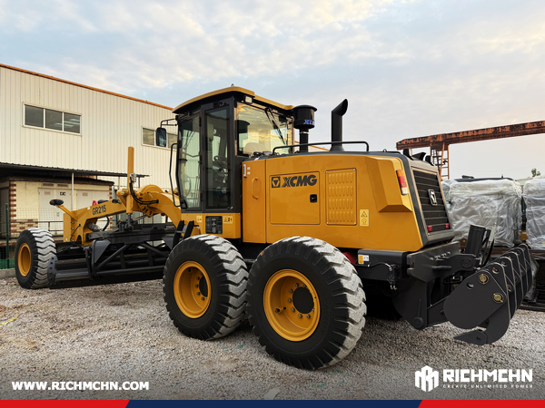 Argentina - 8 Units LUTONG LTD1604-4 & 3 LTX2004 Farm Tractors & 3 XCMG ZL50GN Wheel Loaders & 1 GR215 Motor Grader & 1 SANY SY205C-S Crawler Excavator