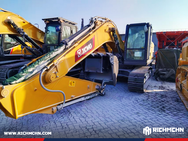 Liberia - 1 Unit XCMG XE215C Crawler Excavator